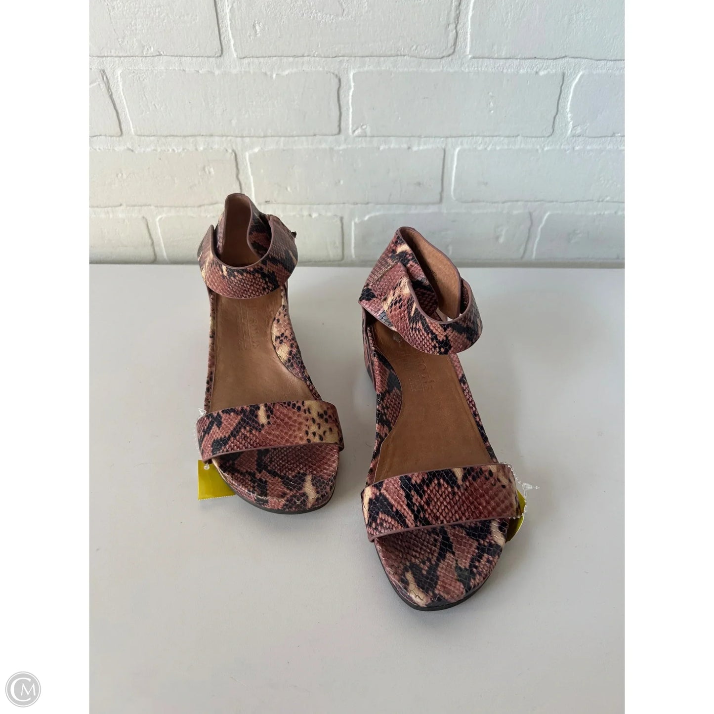 Sandals Heels Wedge By Gentle Souls In Black & Red, Size: 6