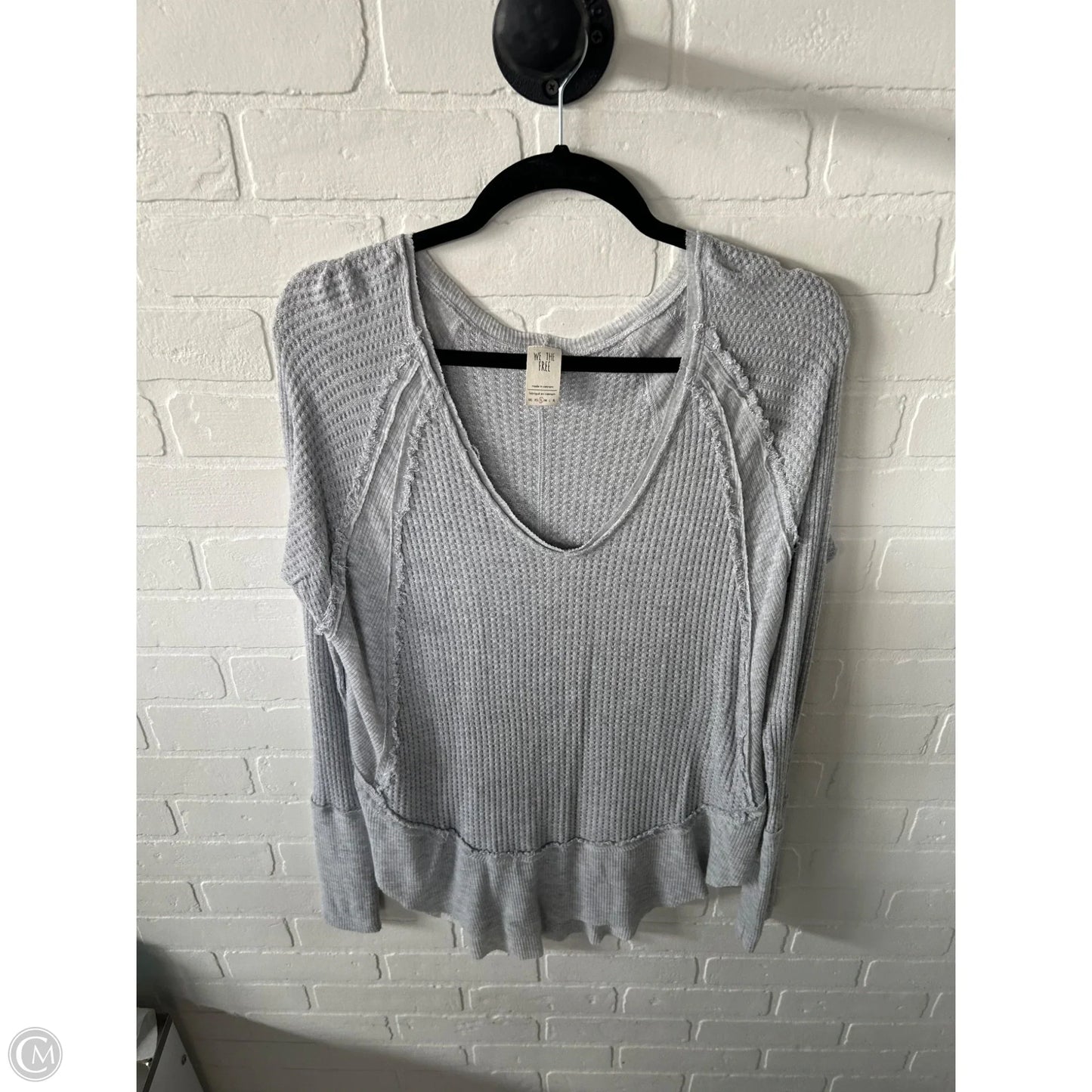 Top Long Sleeve By We The Free In Grey, Size: S