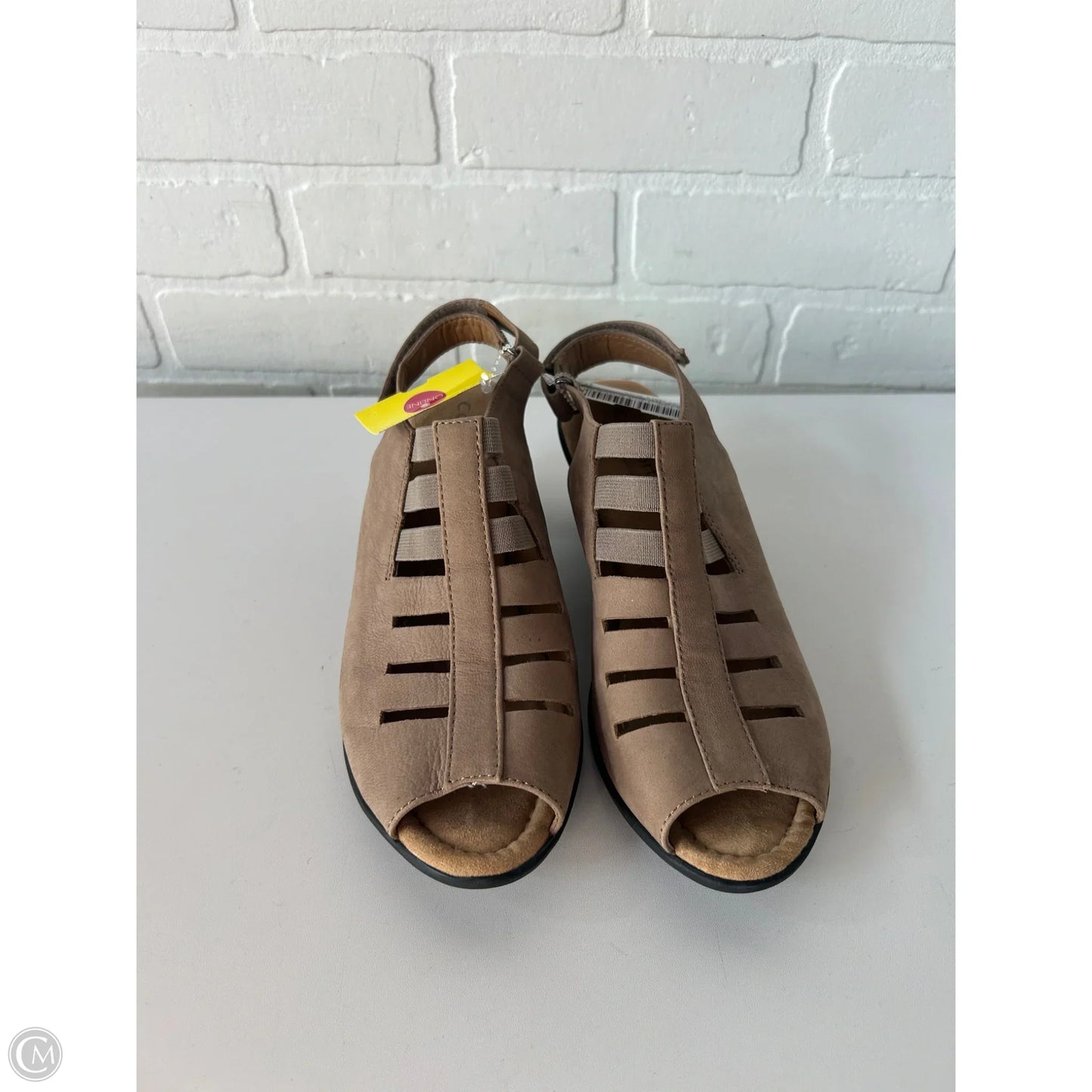 Shoes Heels Block By Comfortiva In Tan, Size: 8