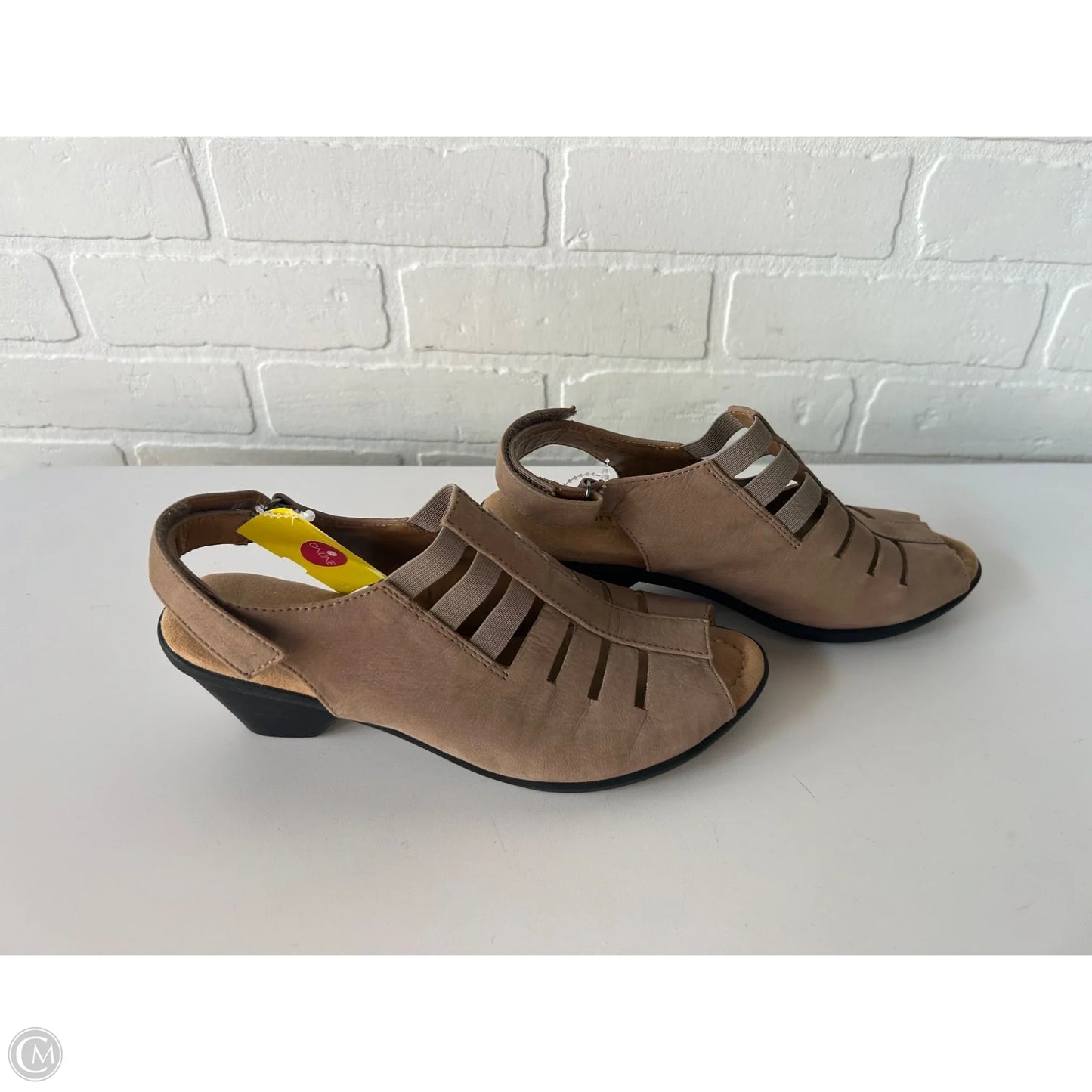 Shoes Heels Block By Comfortiva In Tan, Size: 8