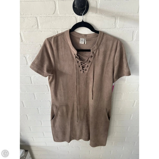 Dress Casual Short By Paper Crane In Brown, Size: L