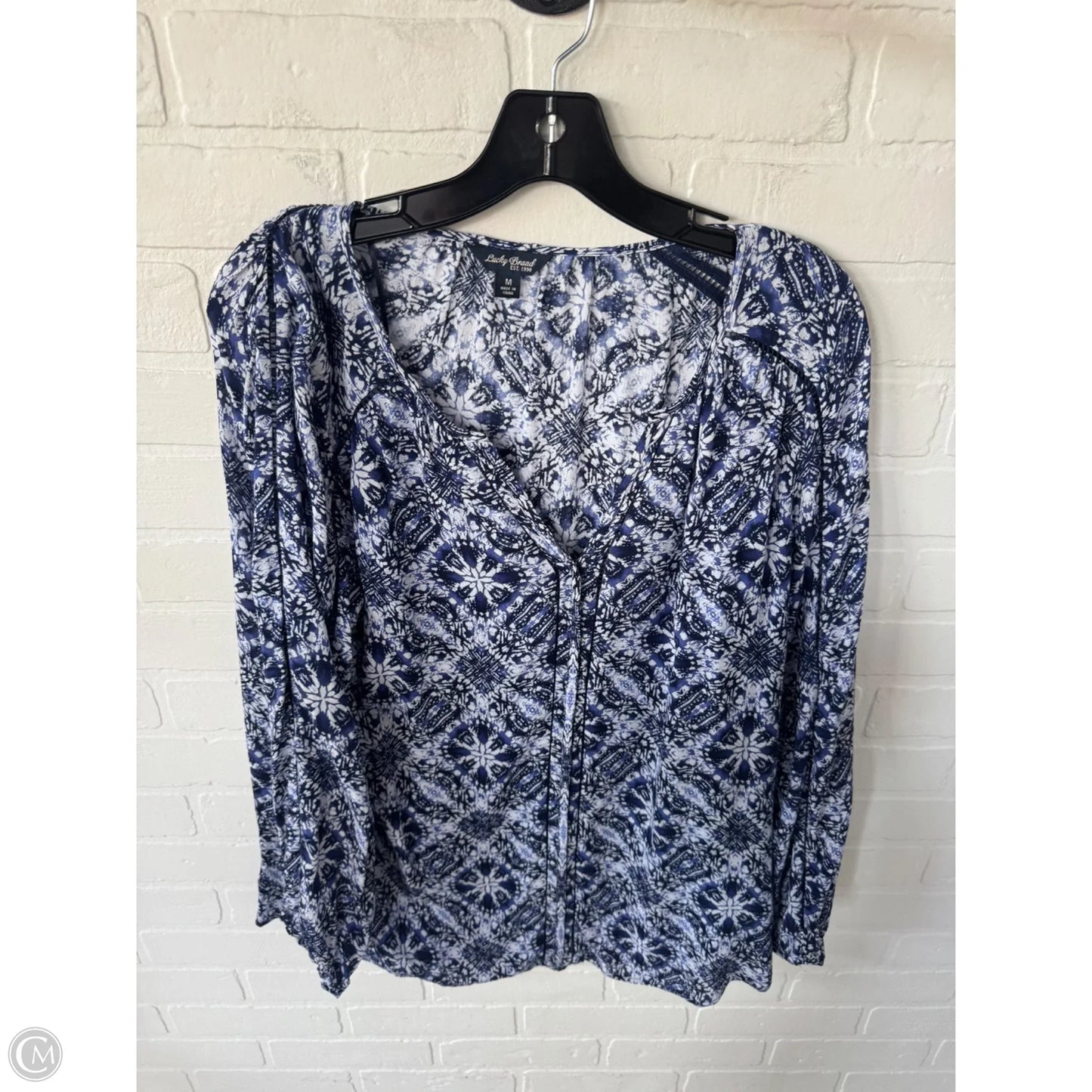 Top Long Sleeve By Lucky Brand In Blue & White, Size: M