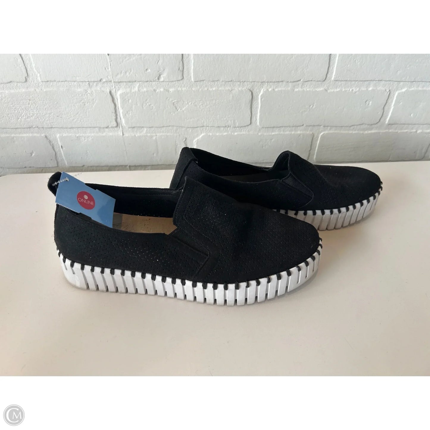 Shoes Flats By Cmb In Black, Size: 8.5