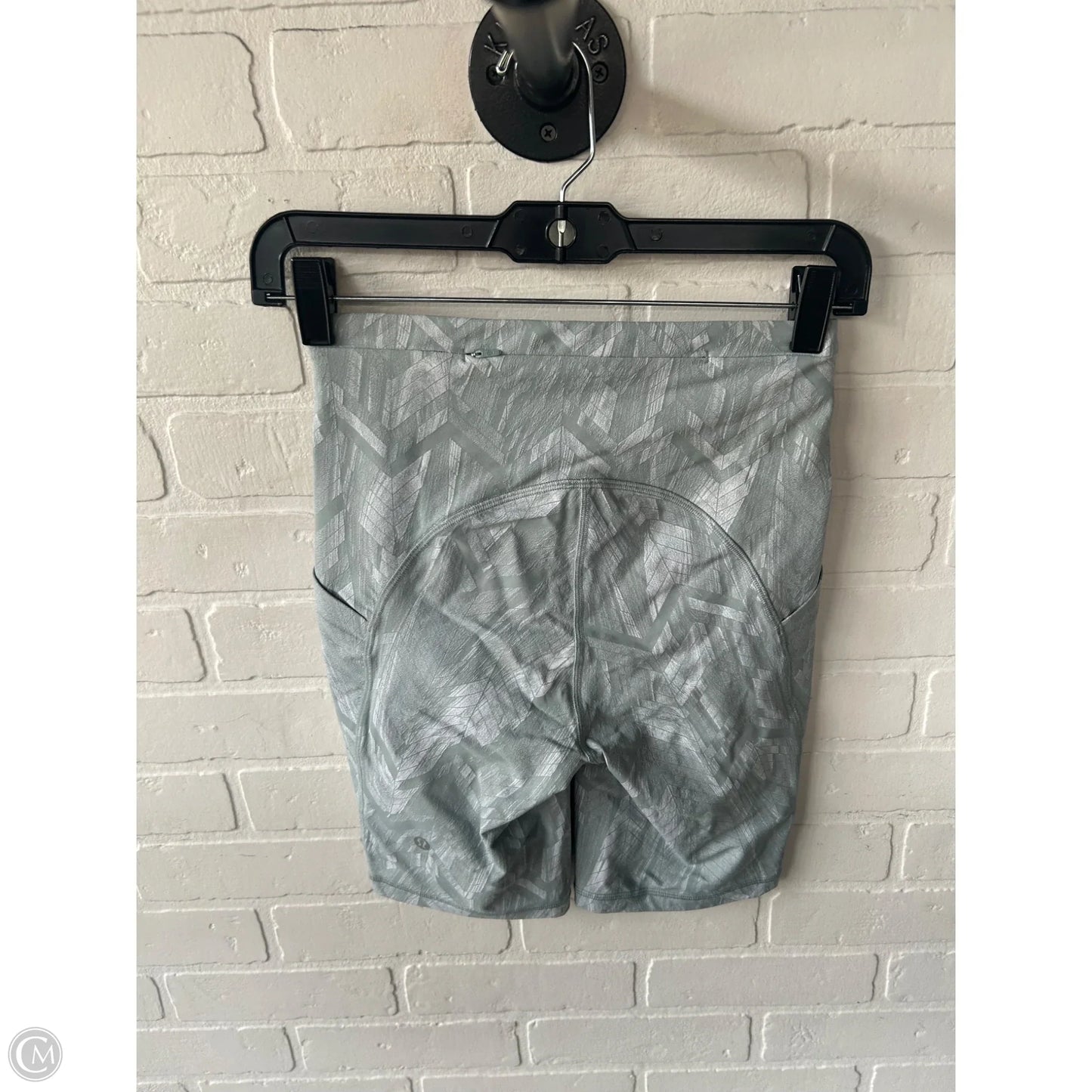 Athletic Shorts By Lululemon In Green & White, Size: 4