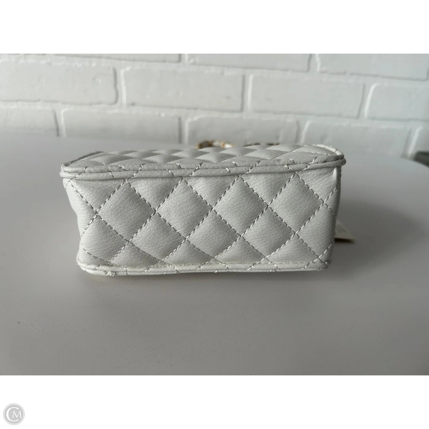 Crossbody By Clothes Mentor, Size: Small