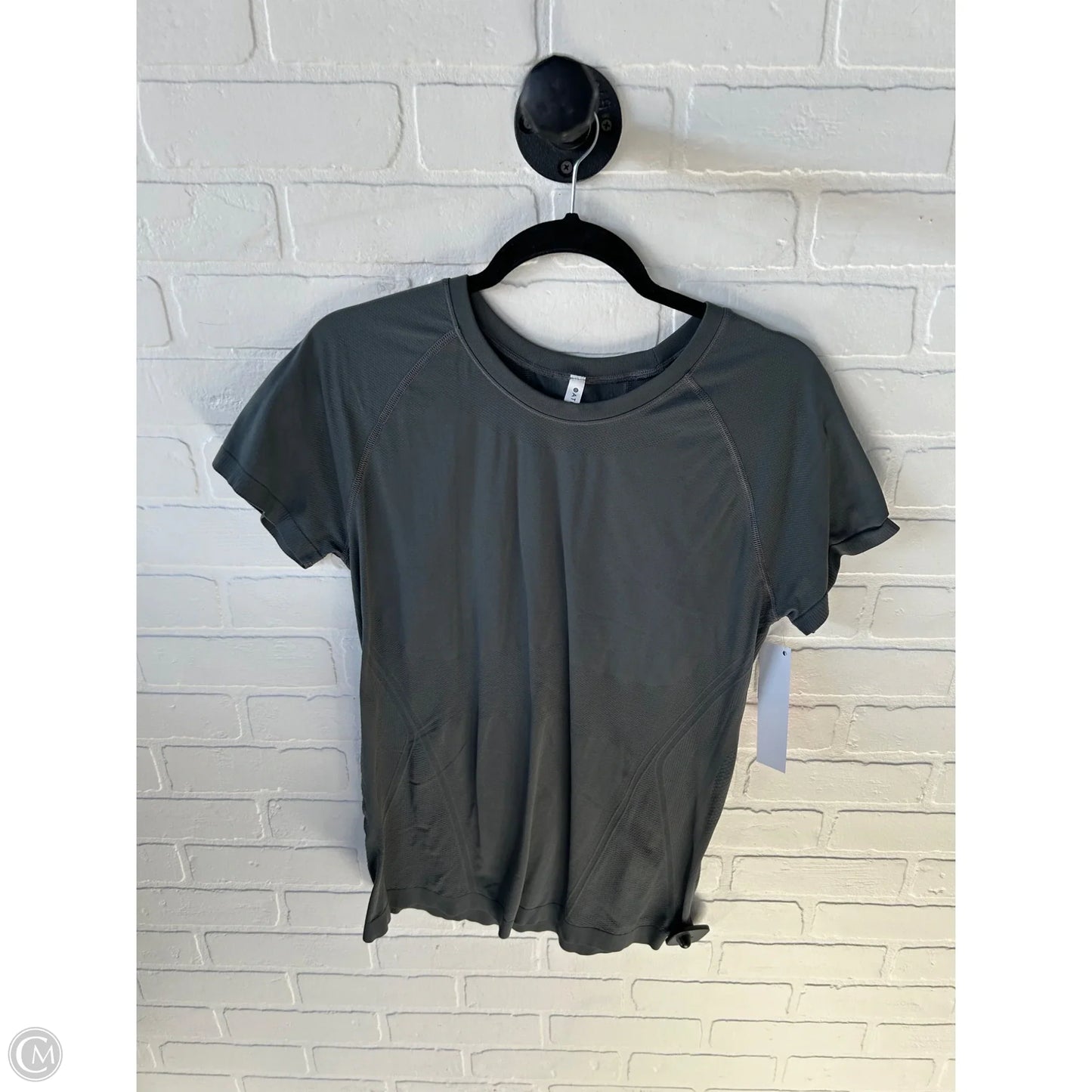 Athletic Top Short Sleeve By Athleta In Grey, Size: Xl