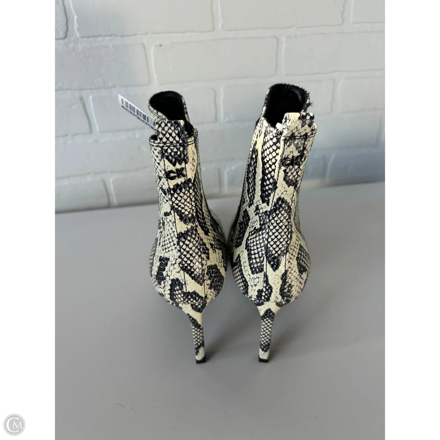 Boots Ankle Heels By Calvin Klein In Black & Cream, Size: 9.5