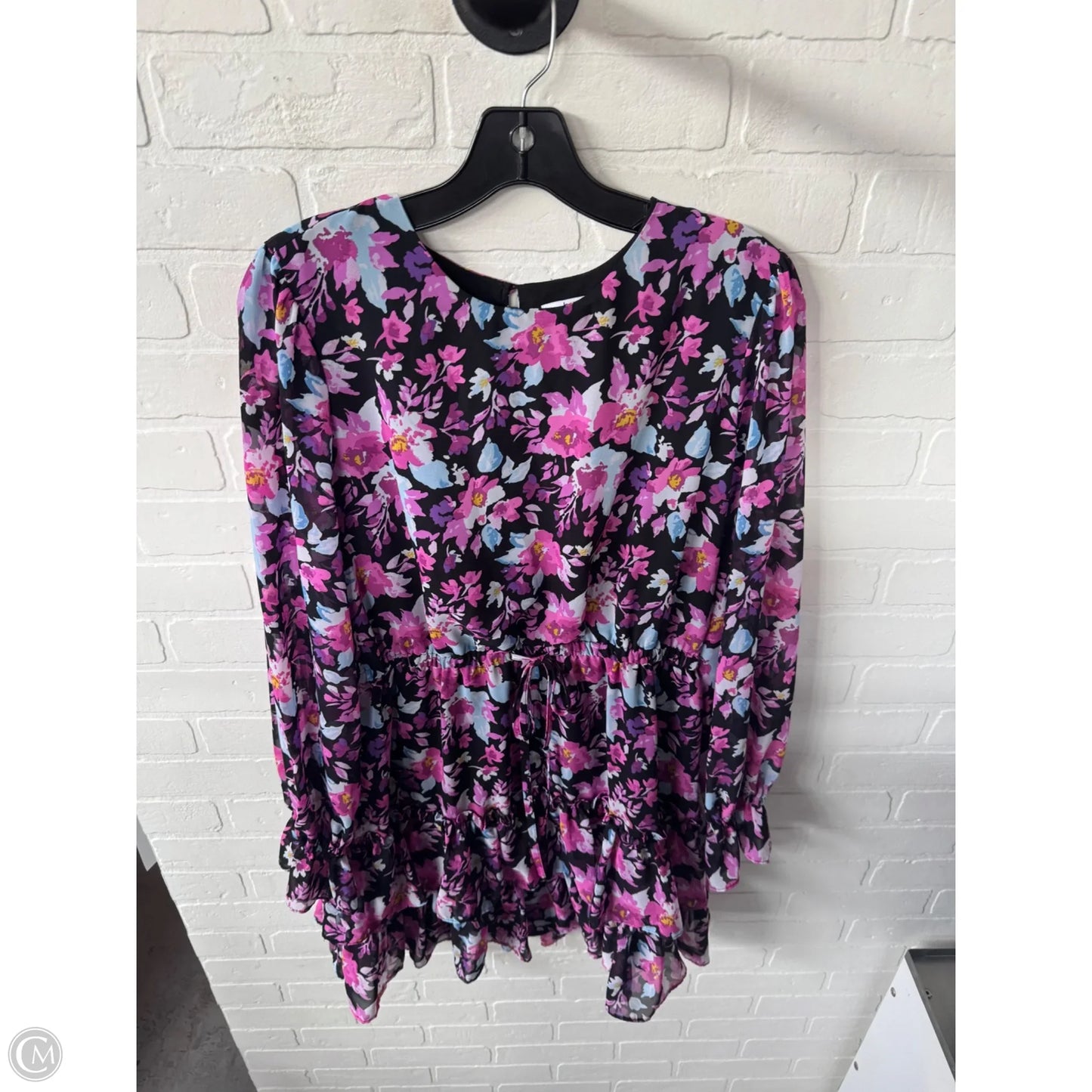 Dress Casual Short By Bar Iii In Black & Pink, Size: L