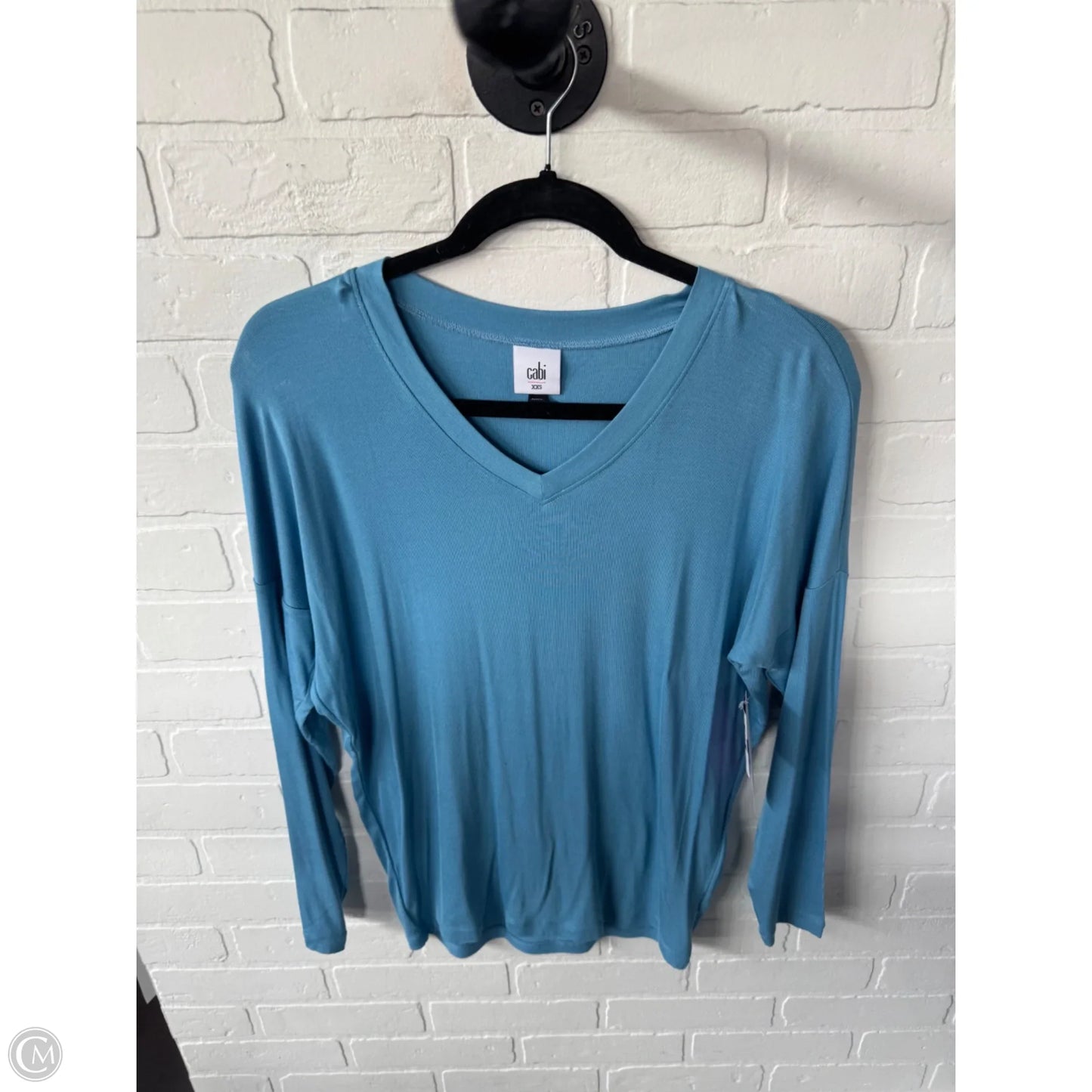 Top Long Sleeve Basic By Cabi In Blue, Size: Xxs