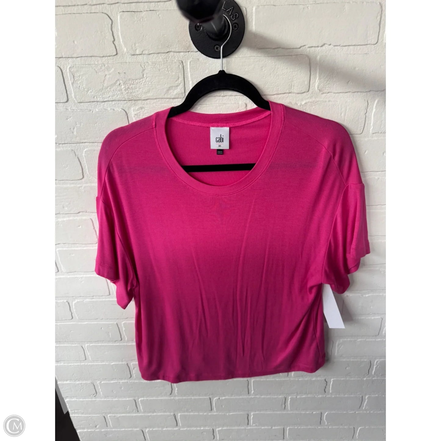 Top Short Sleeve Basic By Cabi In Pink, Size: Xs