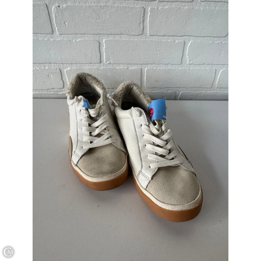 Shoes Sneakers By Dolce Vita In White, Size: 6.5