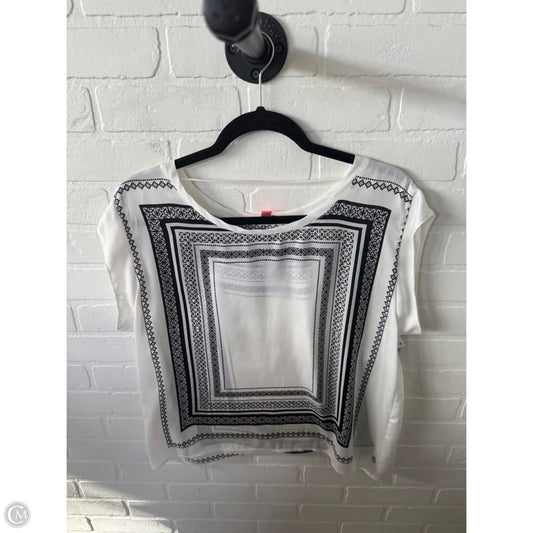 Top Short Sleeve By Clothes Mentor In Black & White, Size: L