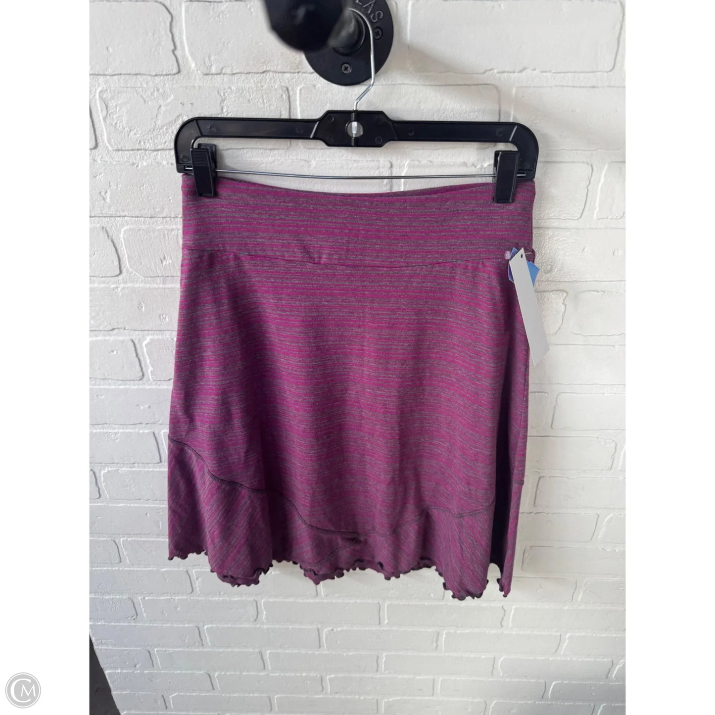 Skirt Mini & Short By Exofficio In Grey & Pink, Size: 4