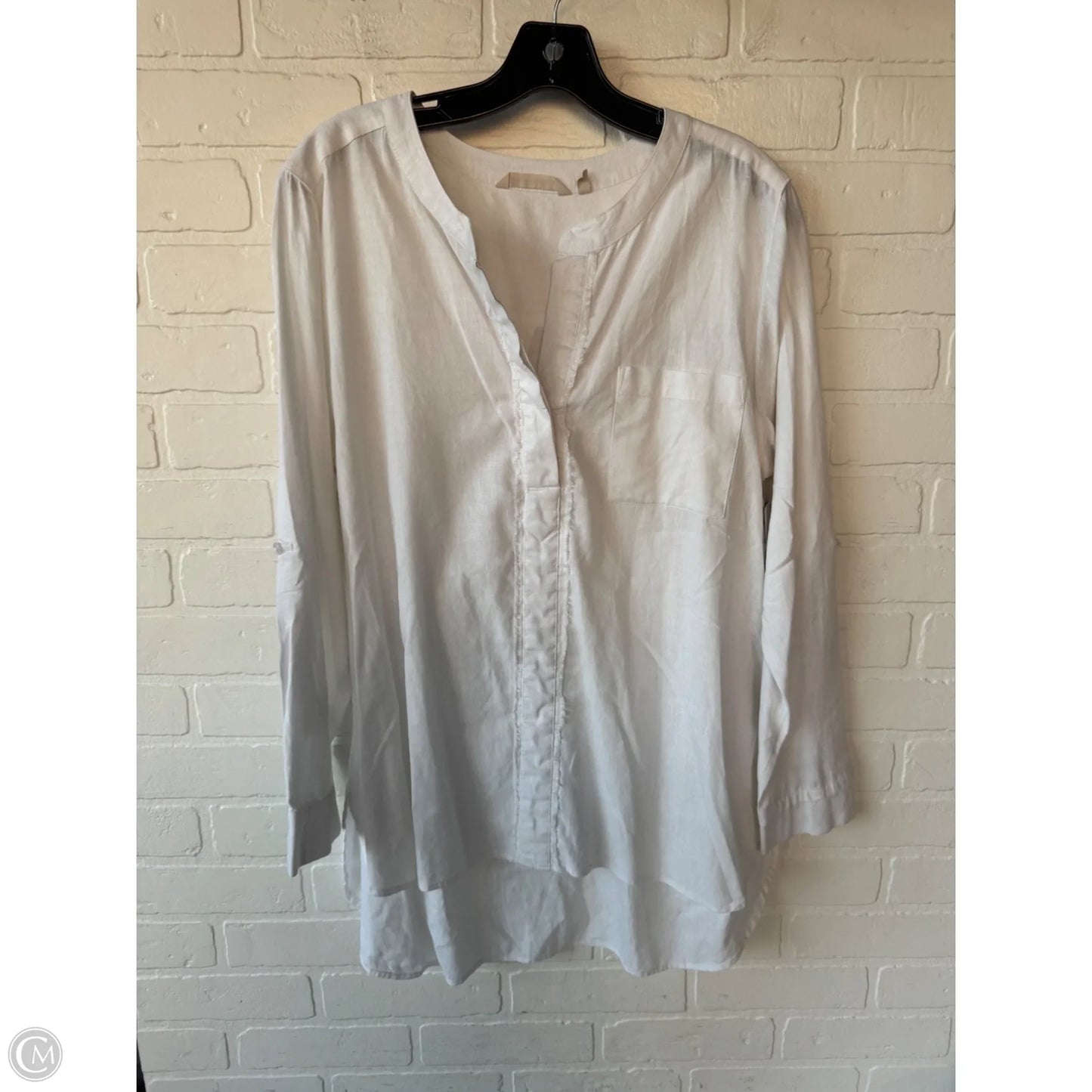 Top Long Sleeve By Soft Surroundings In White, Size: M