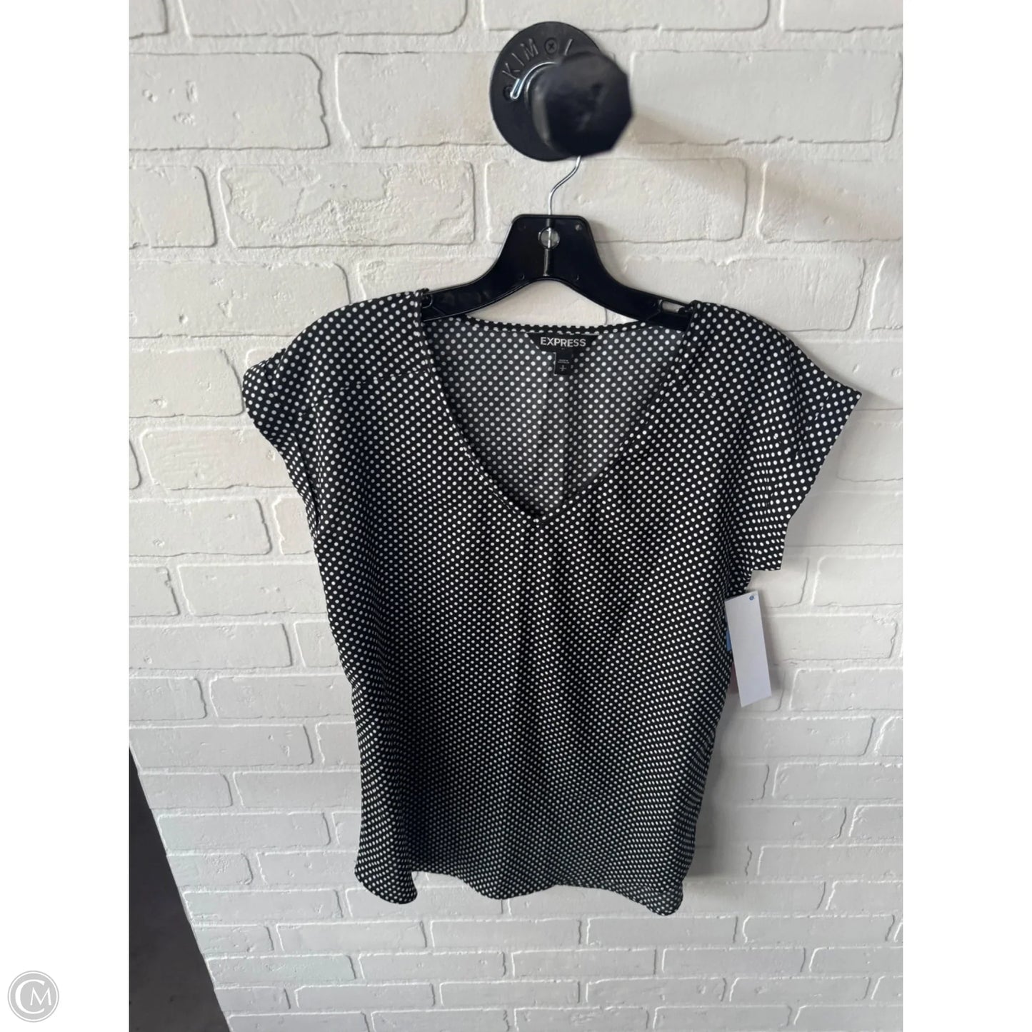 Top Sleeveless By Express In Black & White, Size: S
