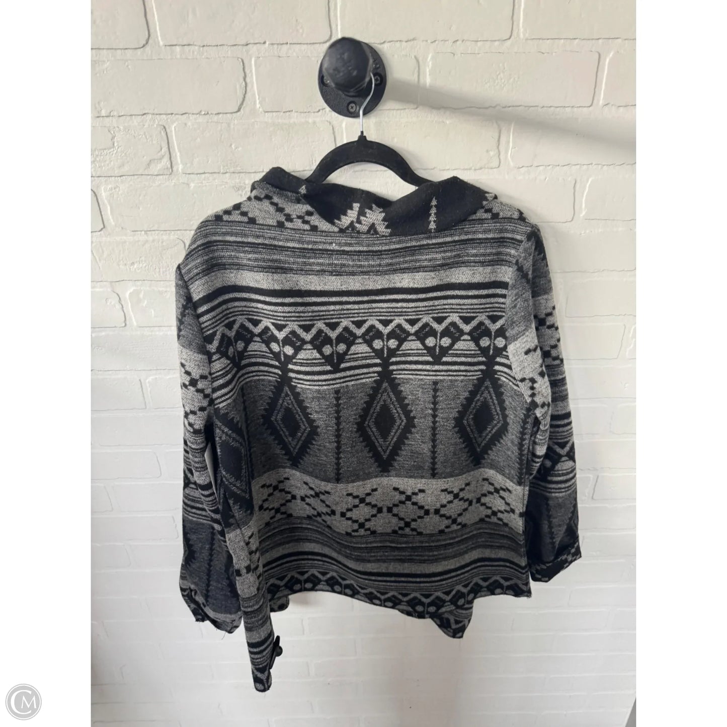 Cardigan By Clothes Mentor In Black & Grey