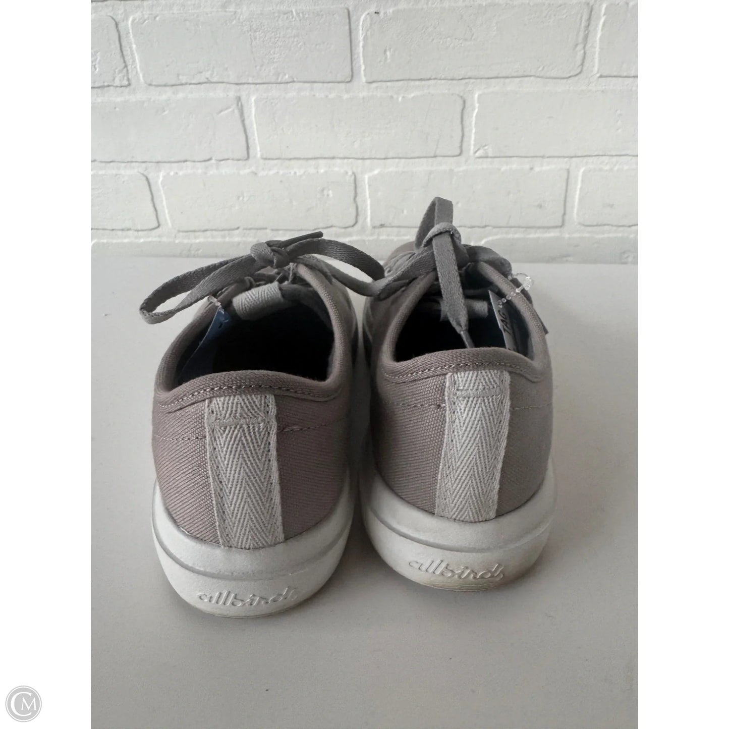 Shoes Sneakers By Allbirds In Grey, Size: 8