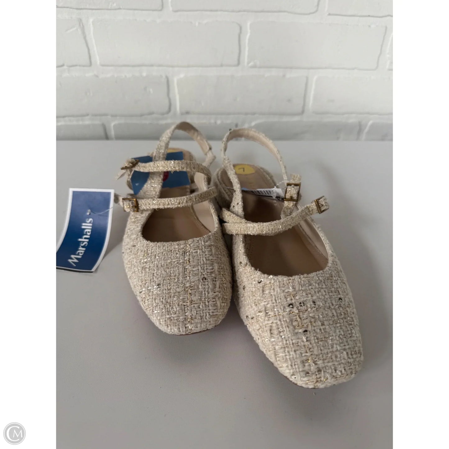 Shoes Flats By Tahari In Cream, Size: 7