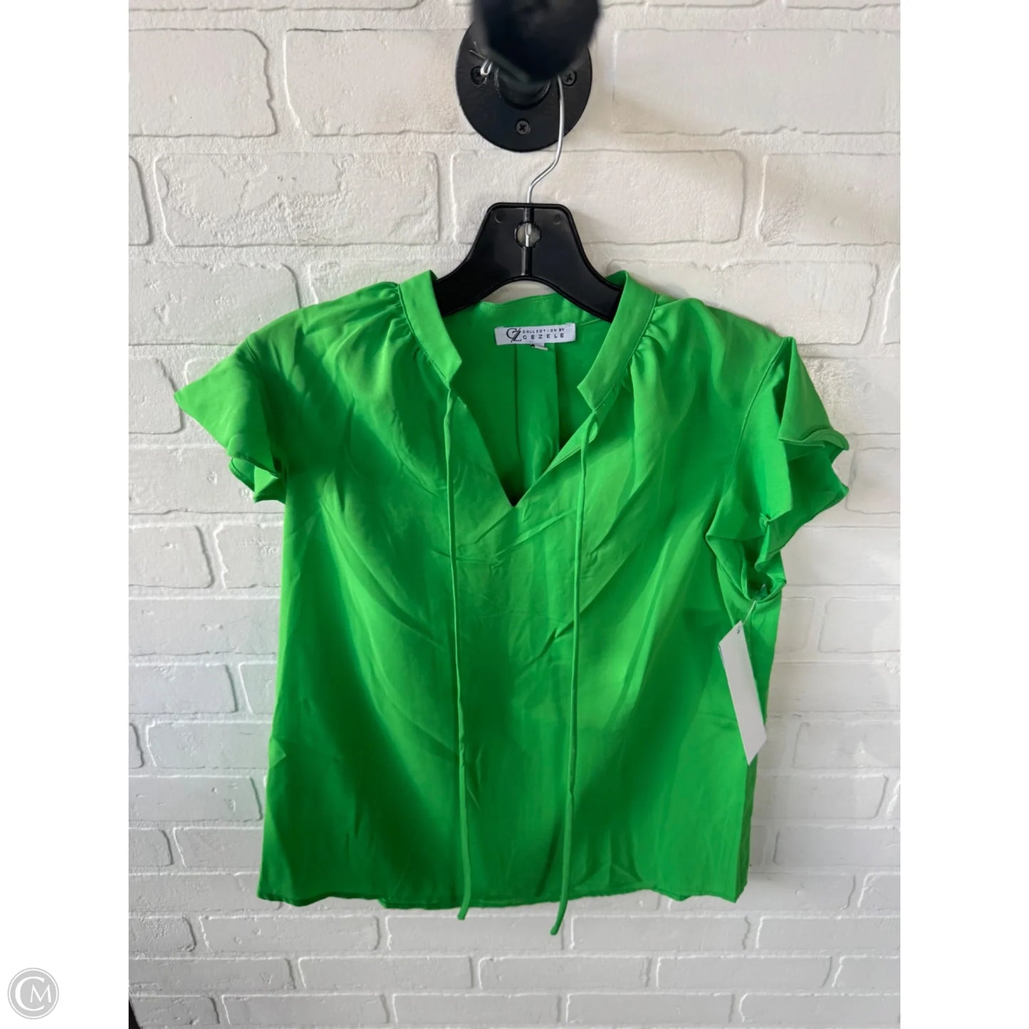 Top Short Sleeve By Clothes Mentor In Green, Size: S