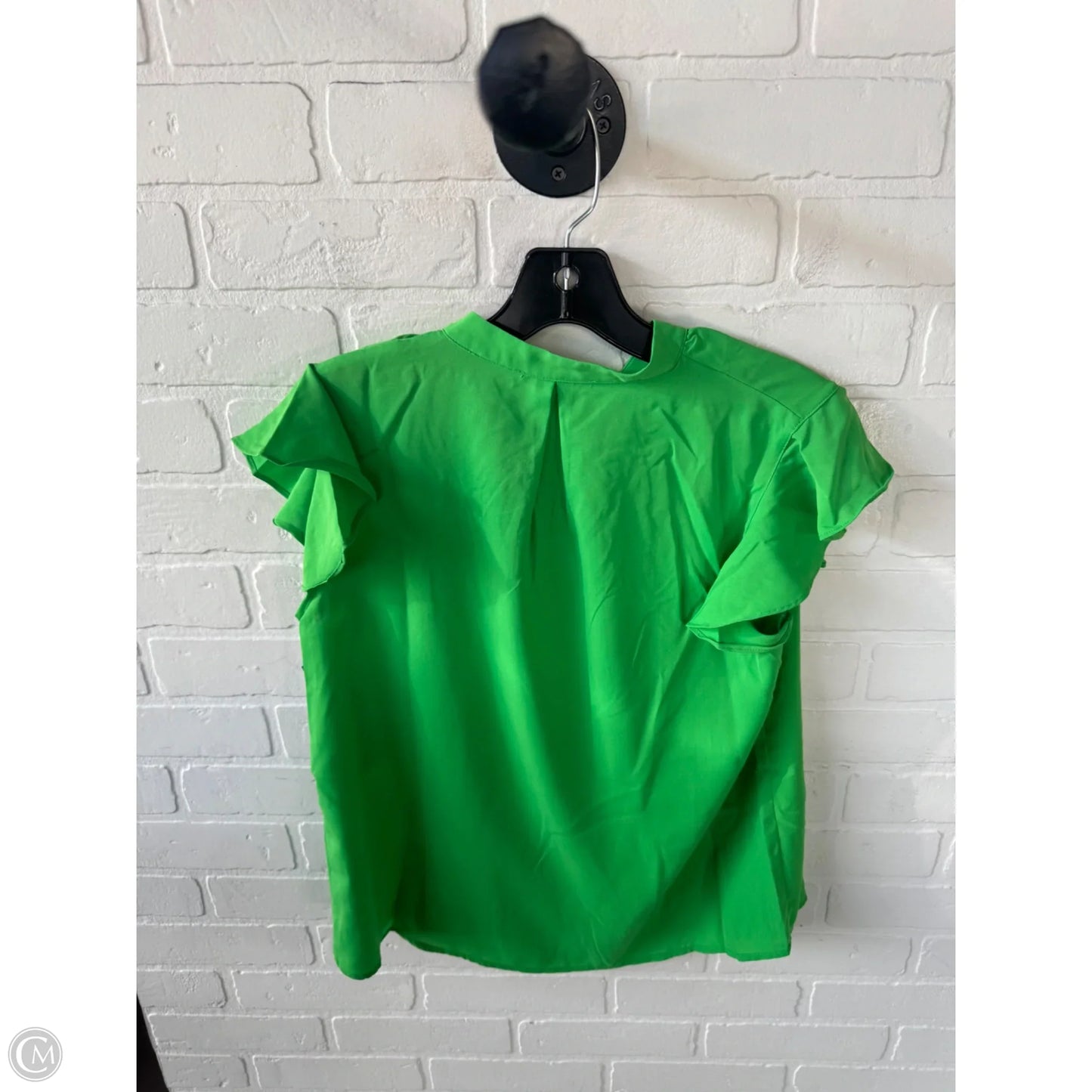 Top Short Sleeve By Clothes Mentor In Green, Size: S