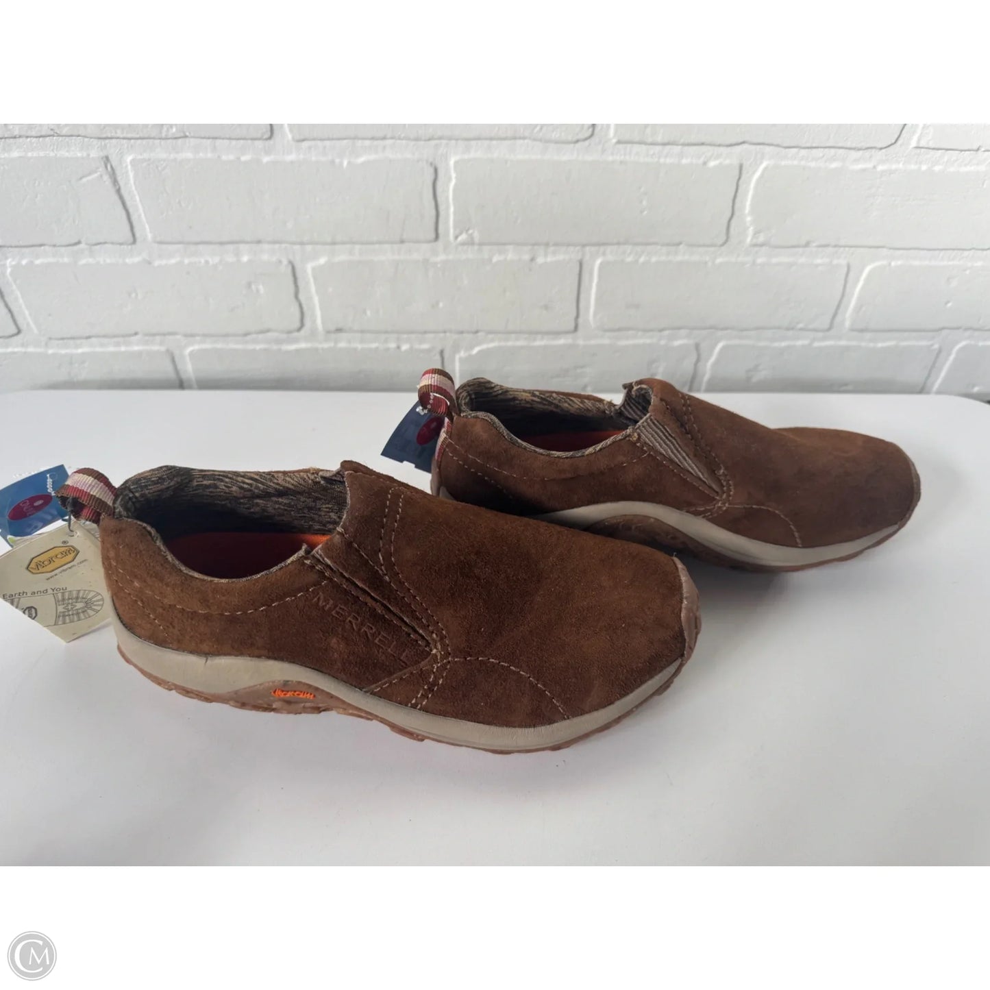 Shoes Flats By Merrell In Brown, Size: 7.5