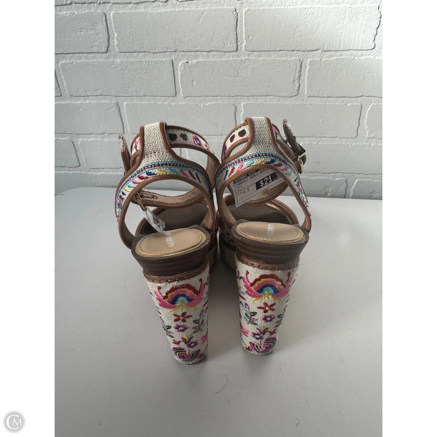 Sandals Heels Wedge By Gianni Bini In Tan, Size: 8.5