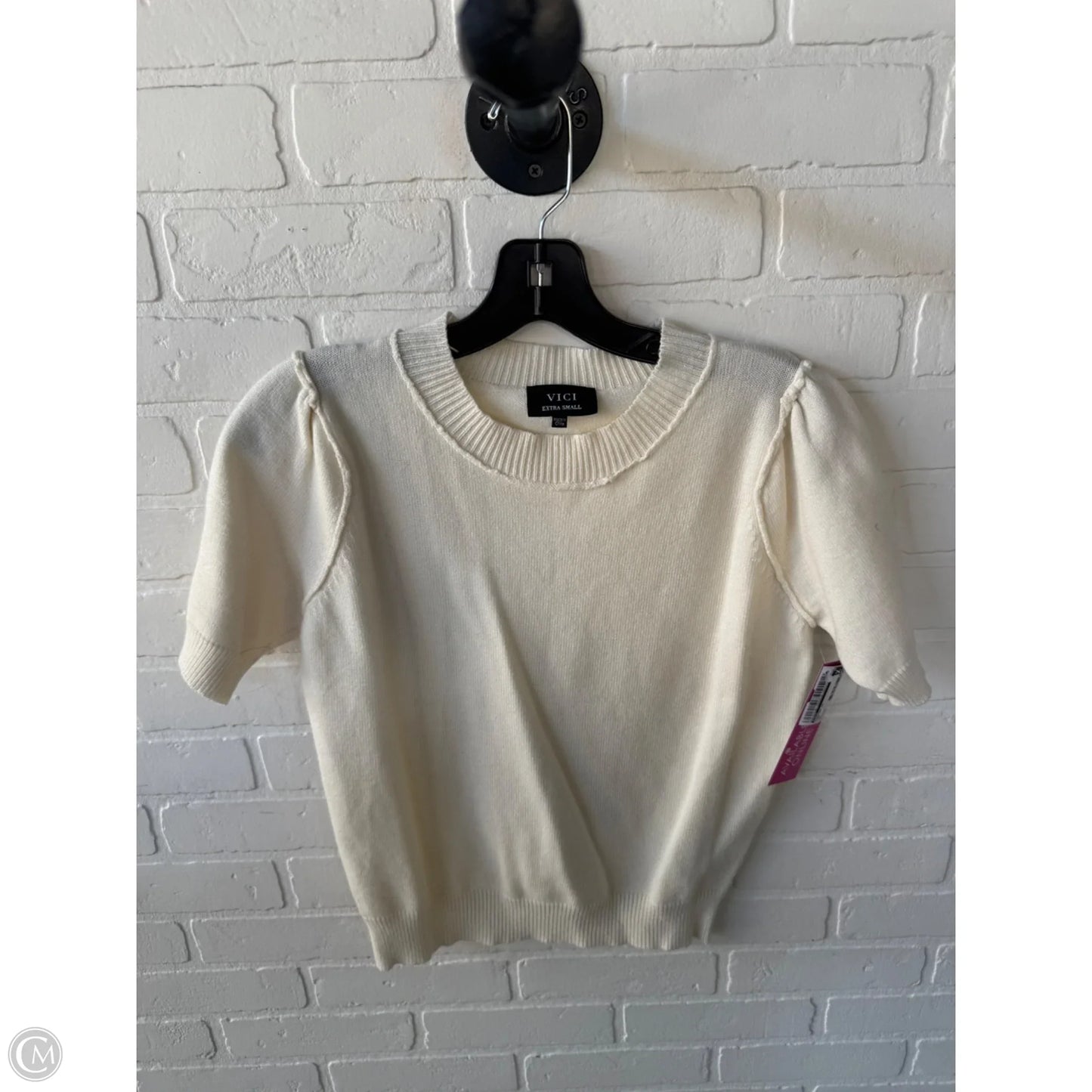 Sweater Short Sleeve By Vici In Red, Size: Xs