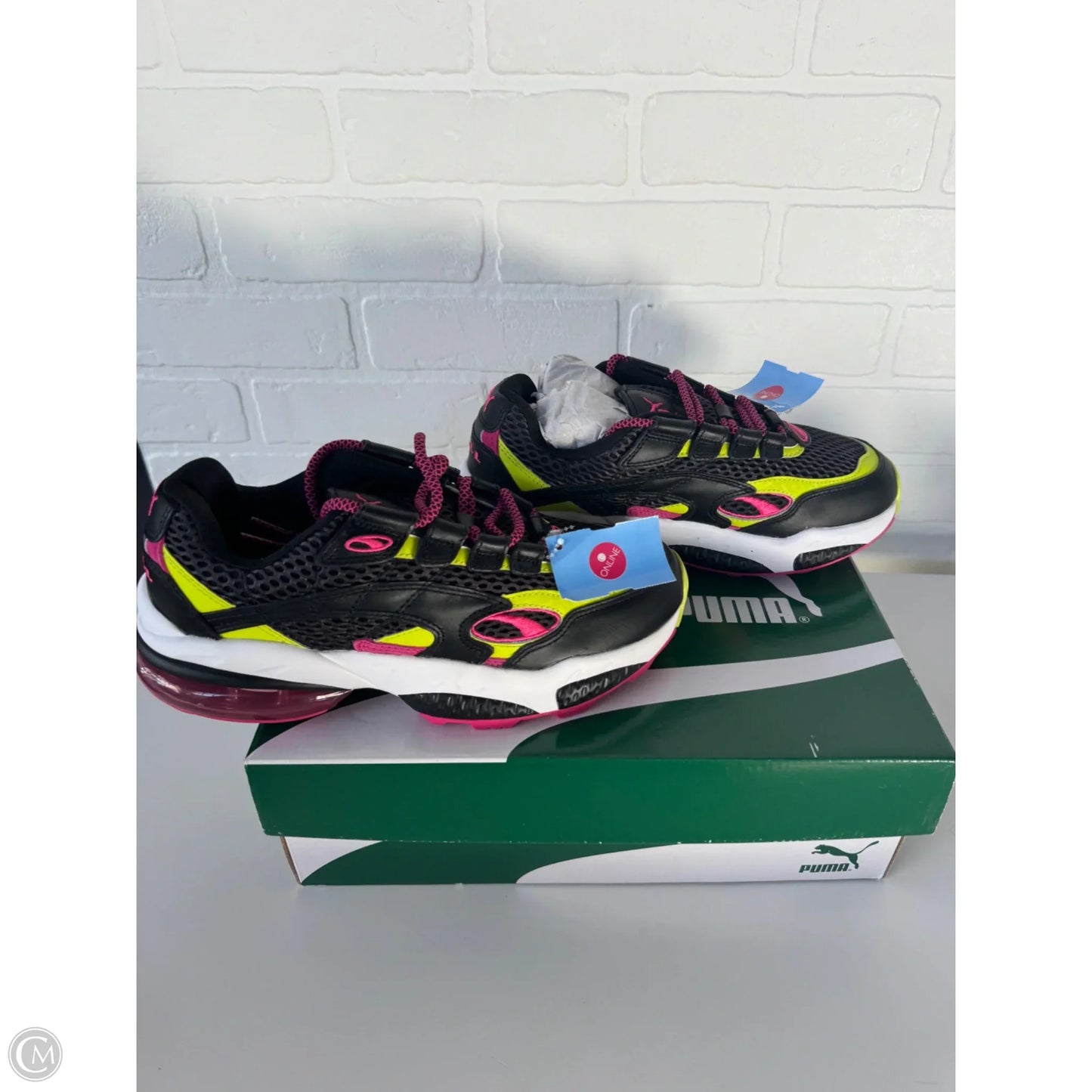 Shoes Athletic By Puma In Black & Pink, Size: 8