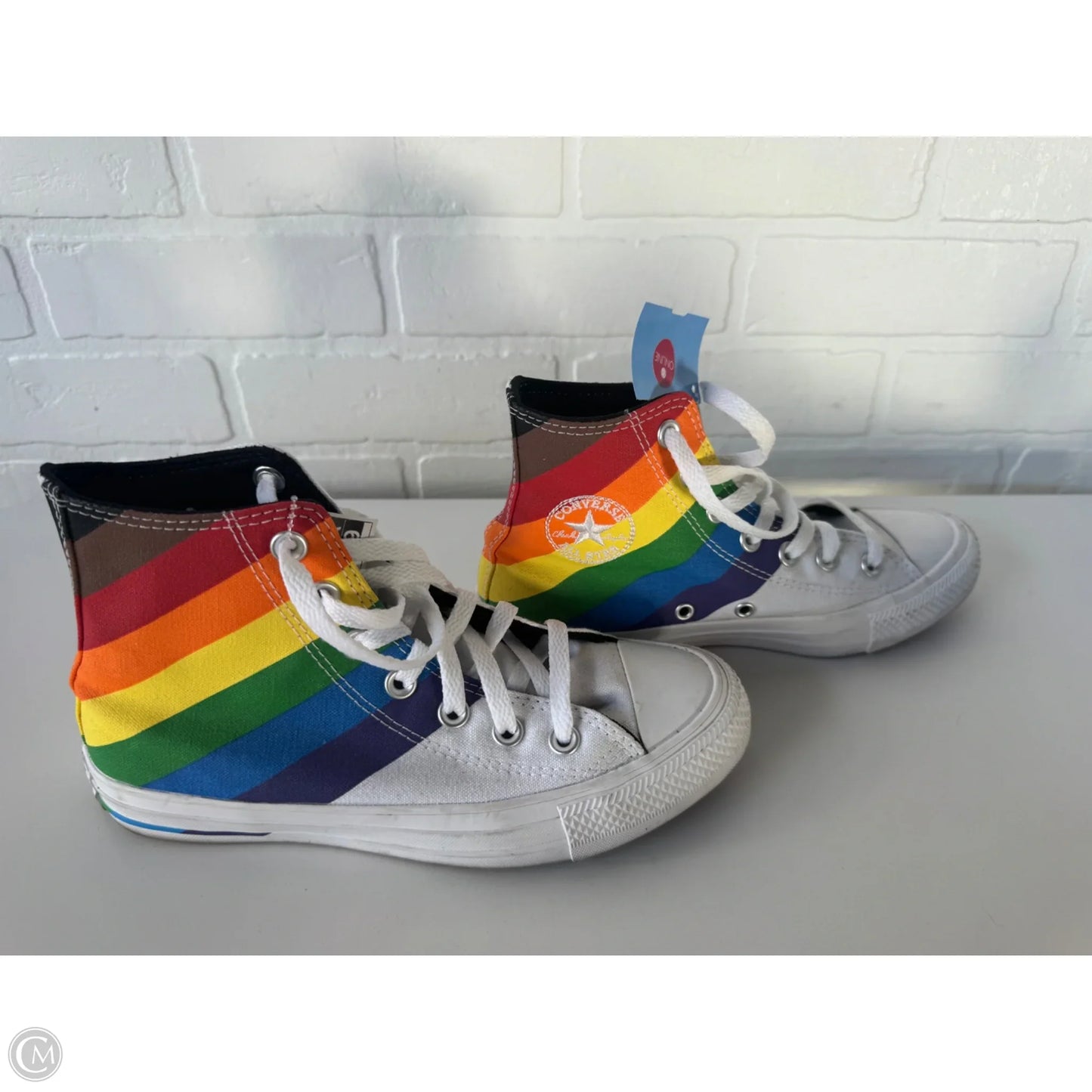 Shoes Sneakers By Converse In White, Size: 5.5