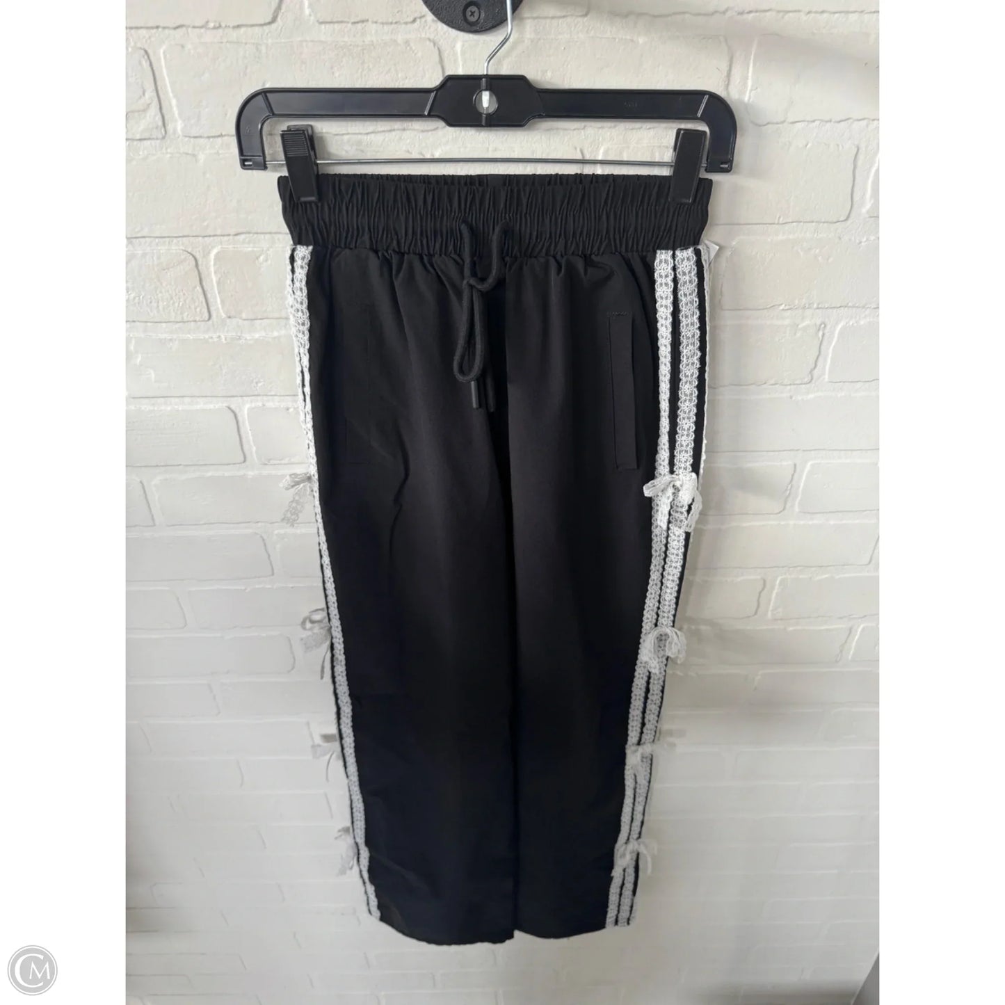 Pants Other By Clothes Mentor In Black & White, Size: 4
