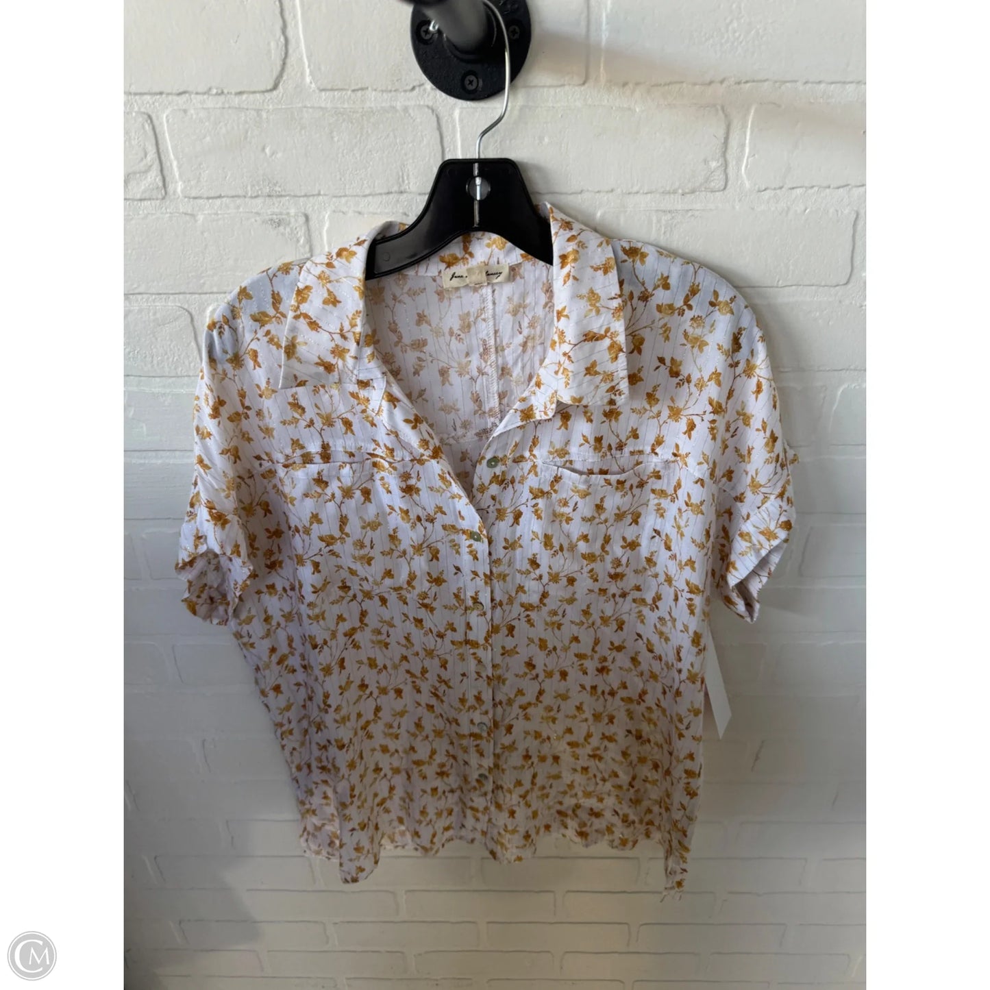Top Short Sleeve By Jane And Delancey In Yellow, Size: L