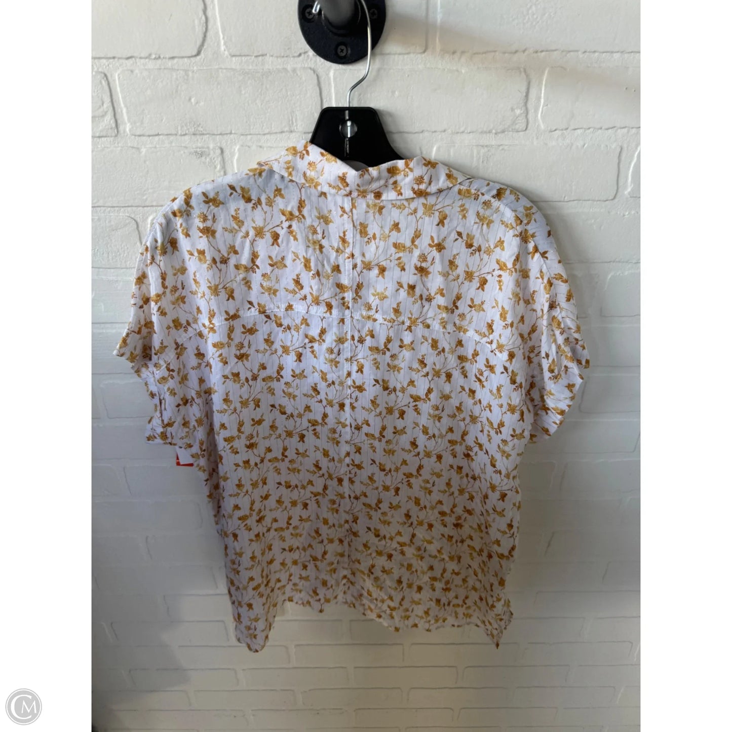 Top Short Sleeve By Jane And Delancey In Yellow, Size: L