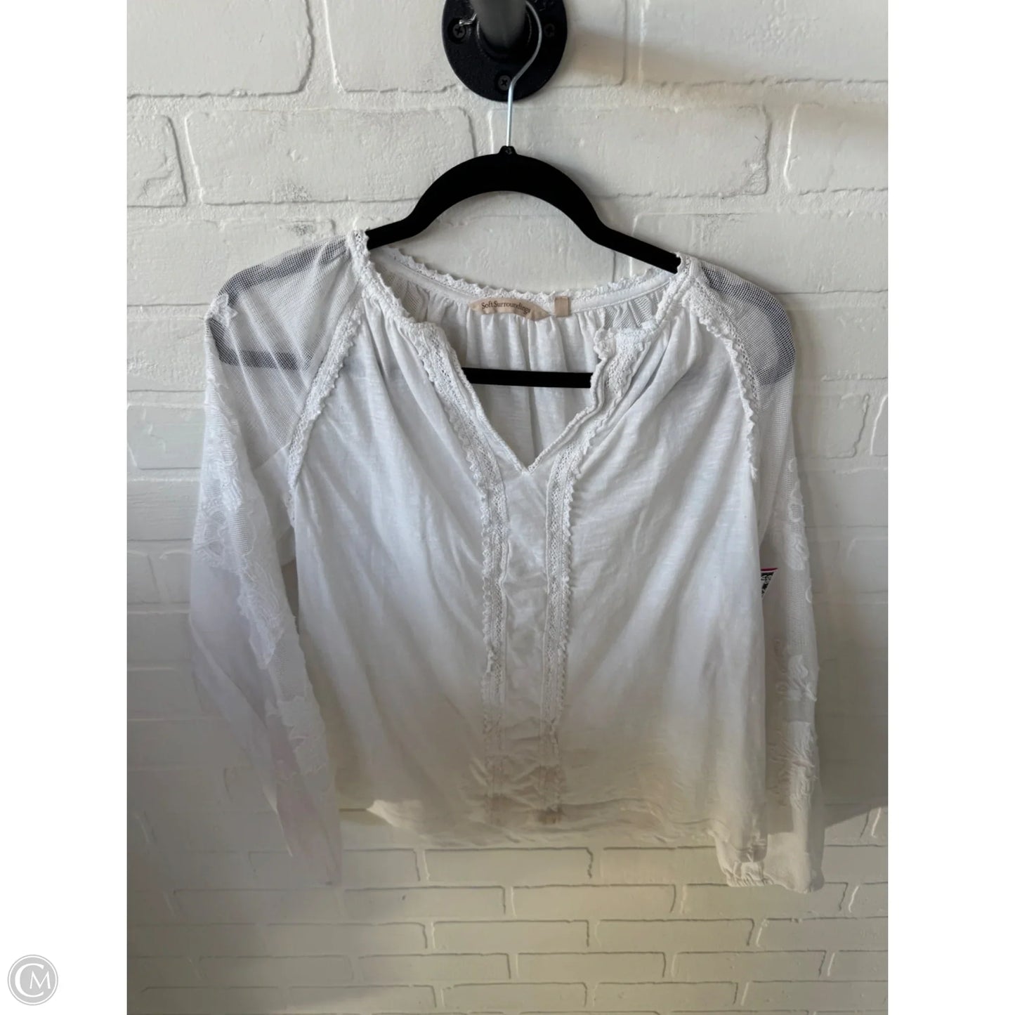 Top Long Sleeve By Soft Surroundings In White, Size: S