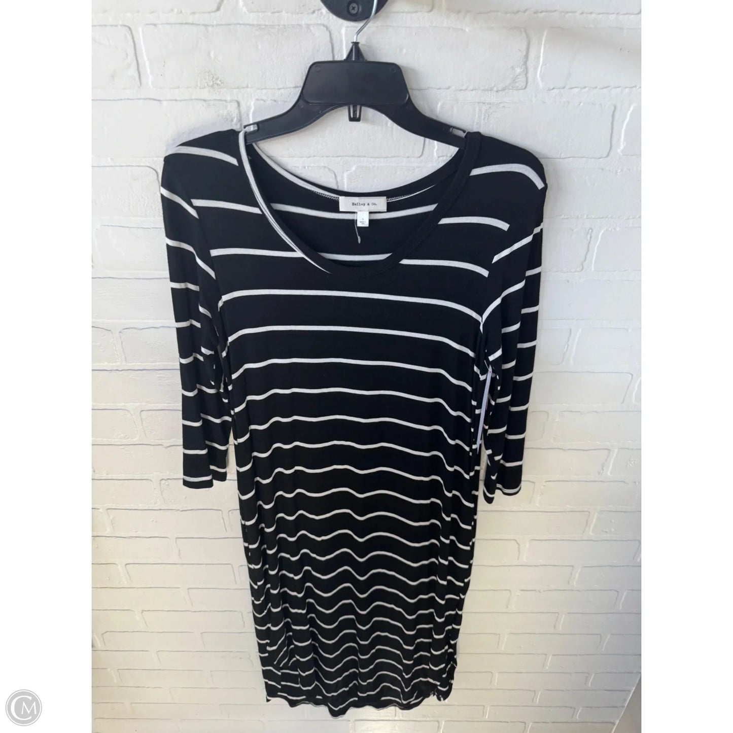 Dress Casual Midi By Clothes Mentor In Black & Cream, Size: S