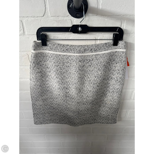 Skirt Mini & Short By White House Black Market In Grey, Size: 6
