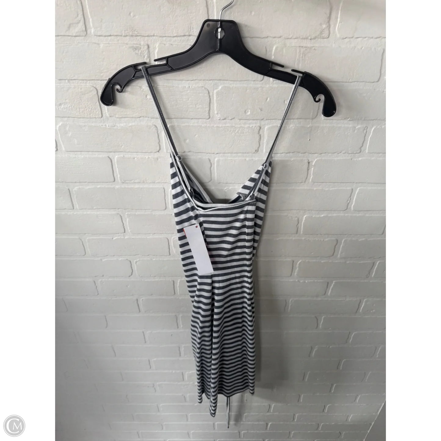 Dress Casual Short By Shein In Grey & White, Size: S