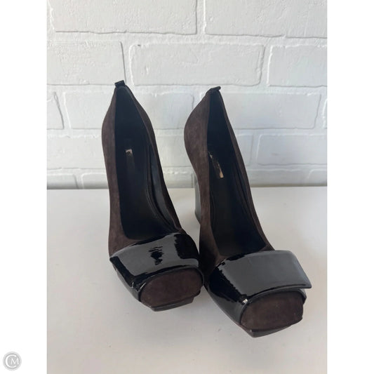 Shoes Heels Block By Theory In Brown, Size: 8