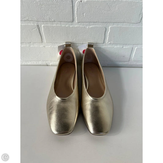 Shoes Flats By Naturalizer In Gold, Size: 9