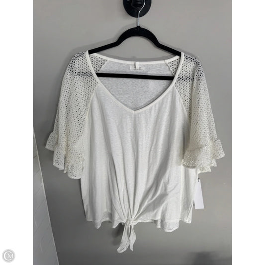 Top Short Sleeve By Maurices In White, Size: 2x