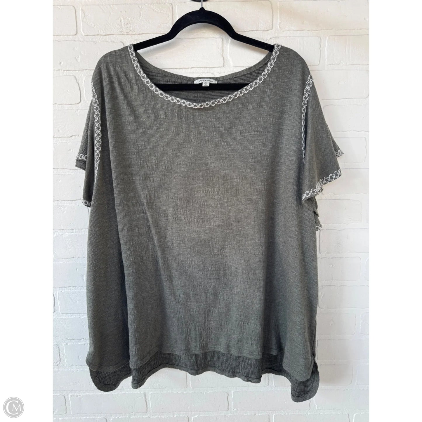 Top Short Sleeve By Max Studio In Green & White, Size: 3x