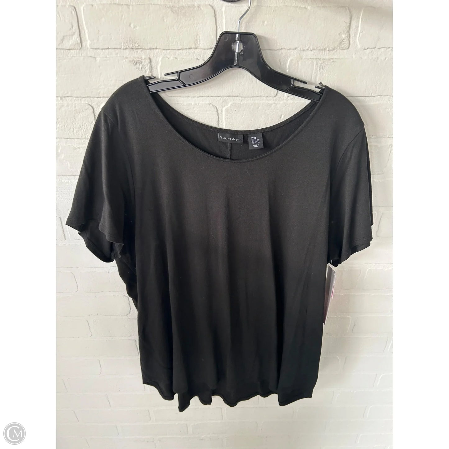 Top Short Sleeve Basic By Tahari In Black, Size: 2x
