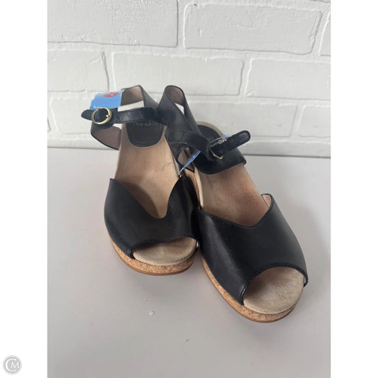 Sandals Heels Wedge By Dansko In Black, Size: 8.5