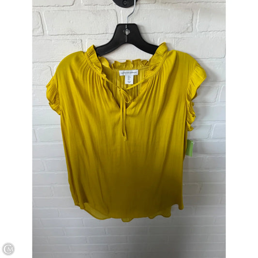 Top Sleeveless By Cupcakes And Cashmere In Yellow, Size: L