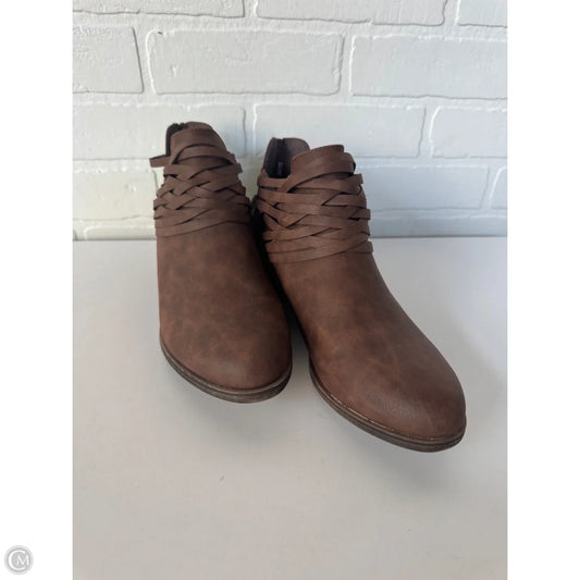 Boots Ankle Flats By So In Brown, Size: 10
