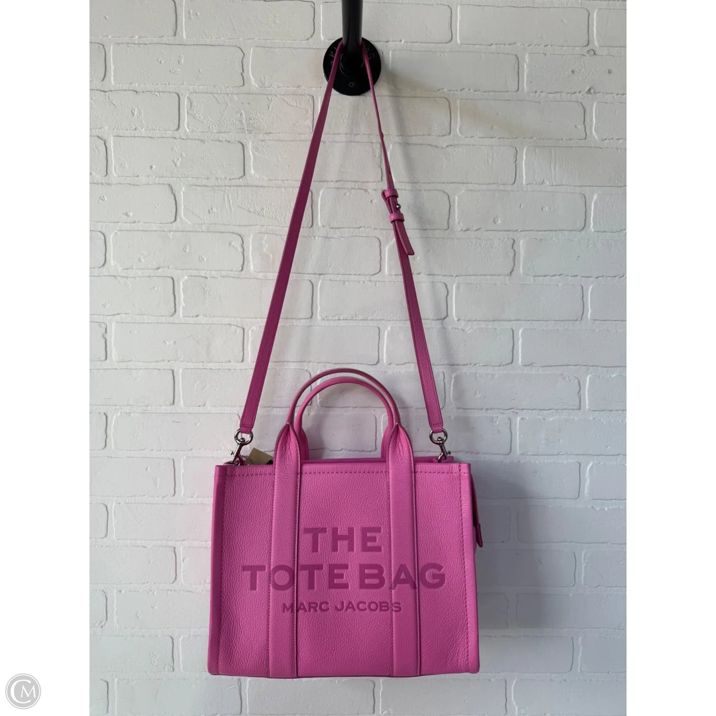 Tote Luxury Designer By Marc Jacobs, Size: Medium