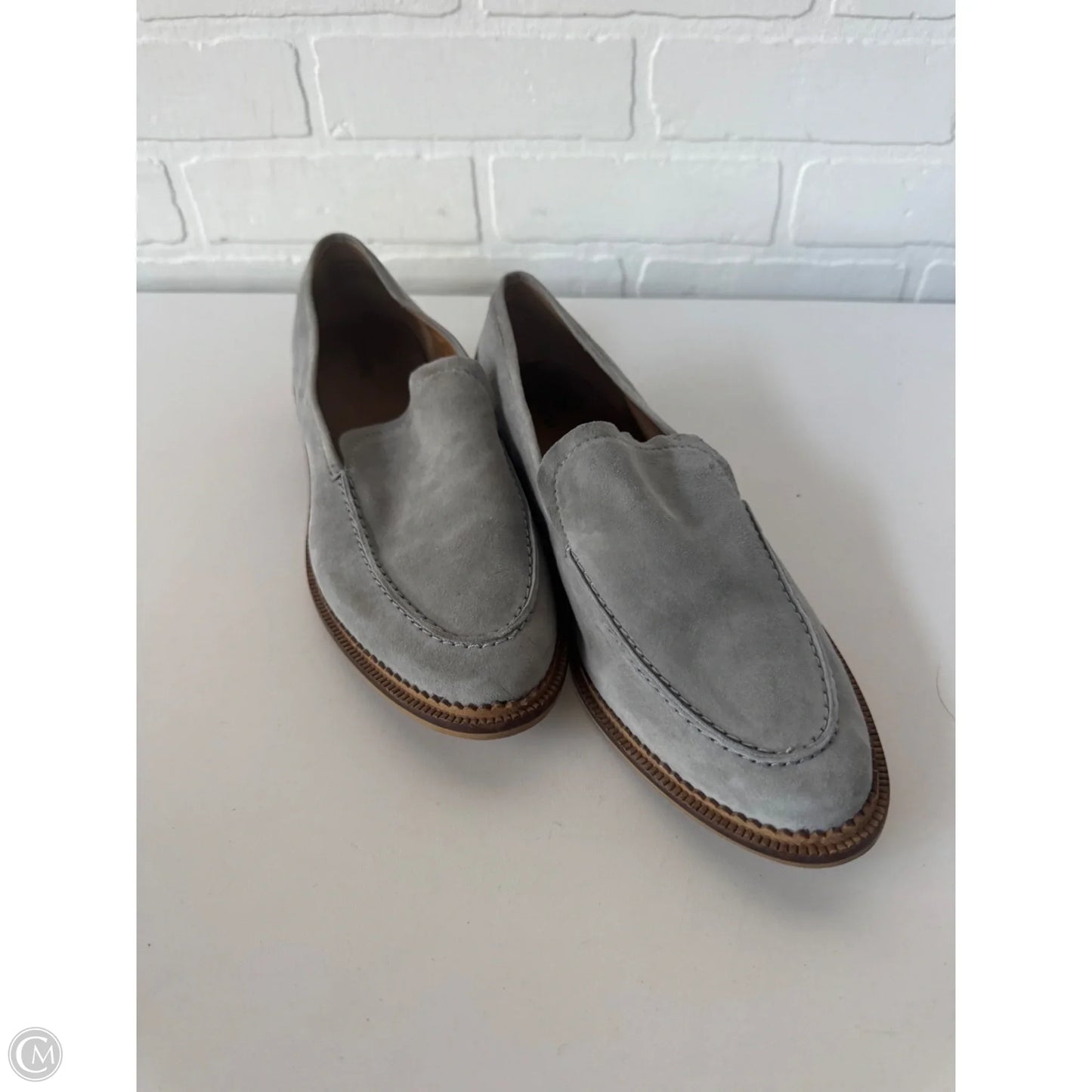 Shoes Flats By Susina In Grey, Size: 9