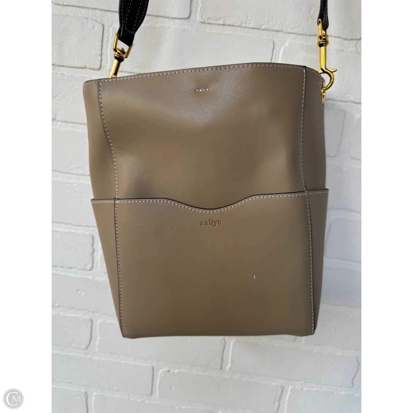 Crossbody Leather By Cma, Size: Medium
