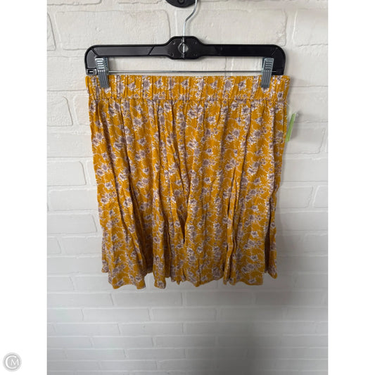 Skirt Mini & Short By Easel In Yellow, Size: 12