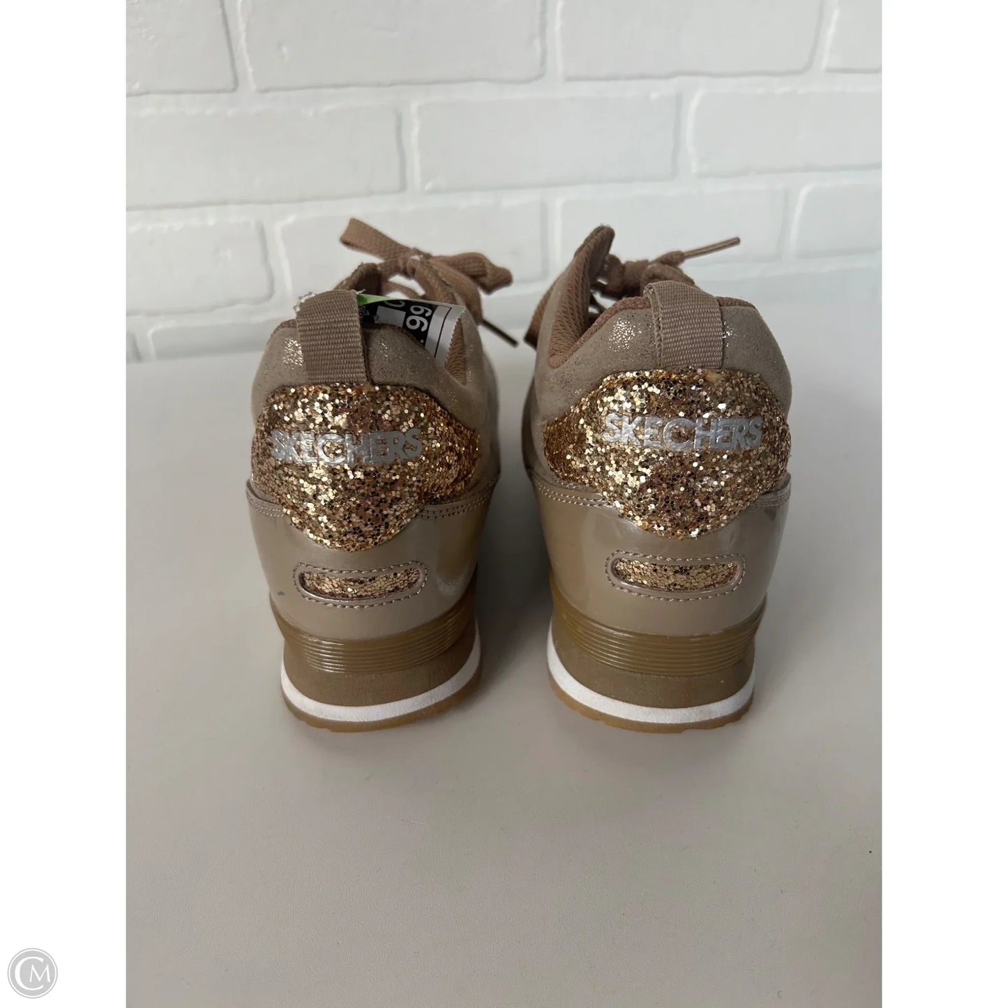 Shoes Sneakers By Skechers In Tan, Size: 8.5