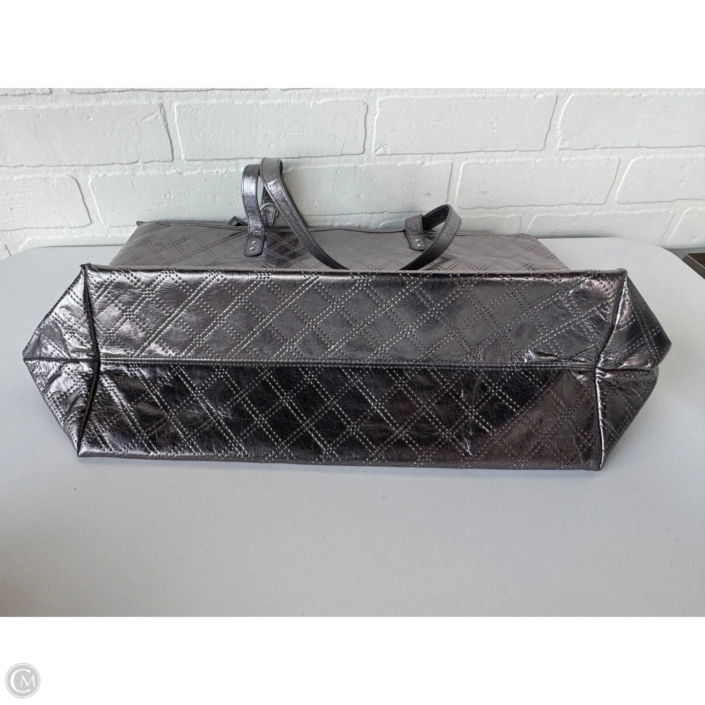Tote By Clothes Mentor, Size: Large